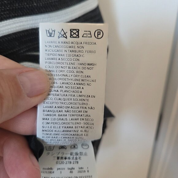 PENNYBLACK knee length sleeveless striped black and white dress. Size 4 - Picture 5 of 11